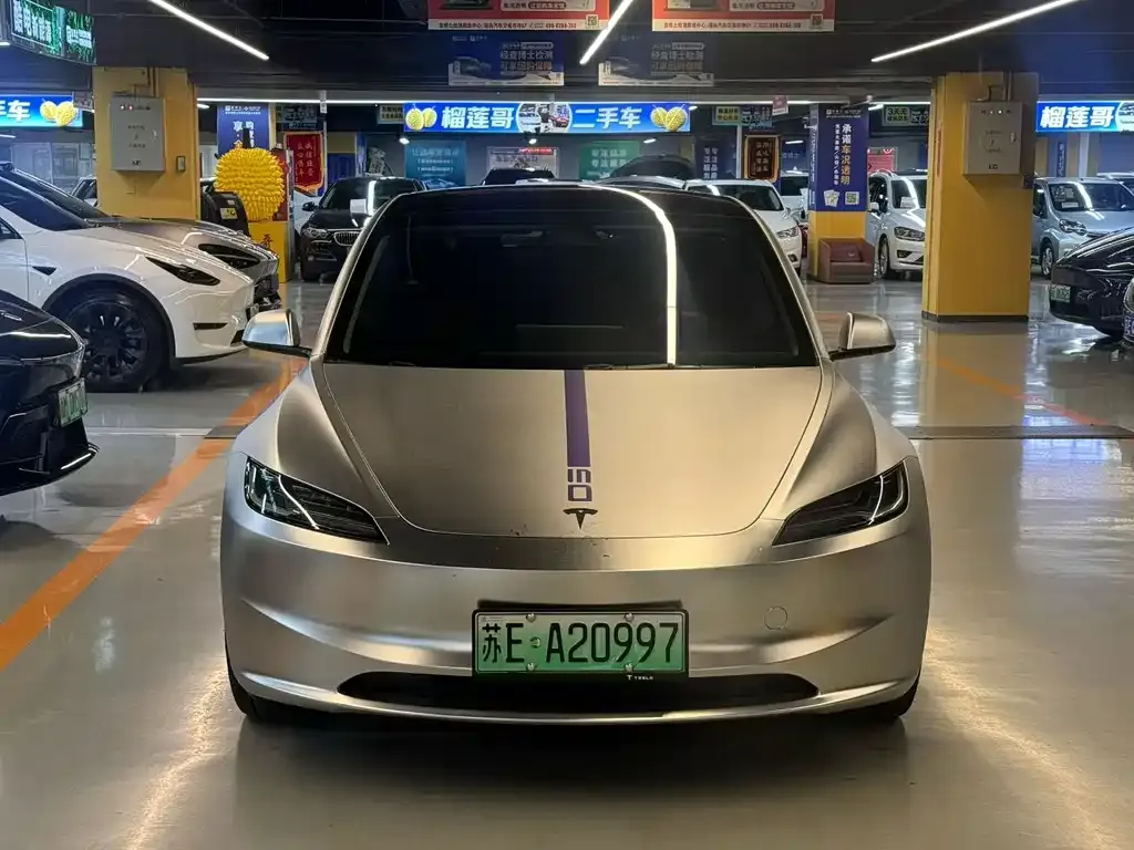 Tesla Model 3 — фото 6
