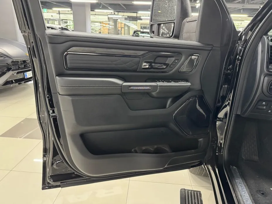 Dodge Ram Pick Up — фото 4