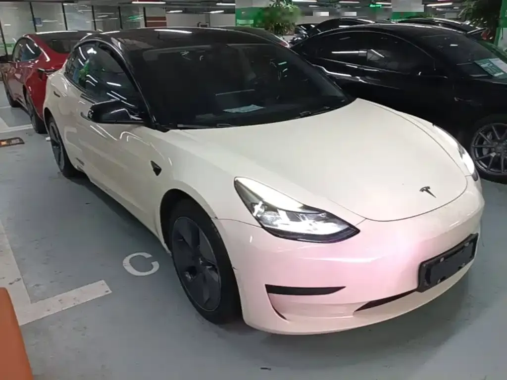 Tesla Model 3 — фото 4