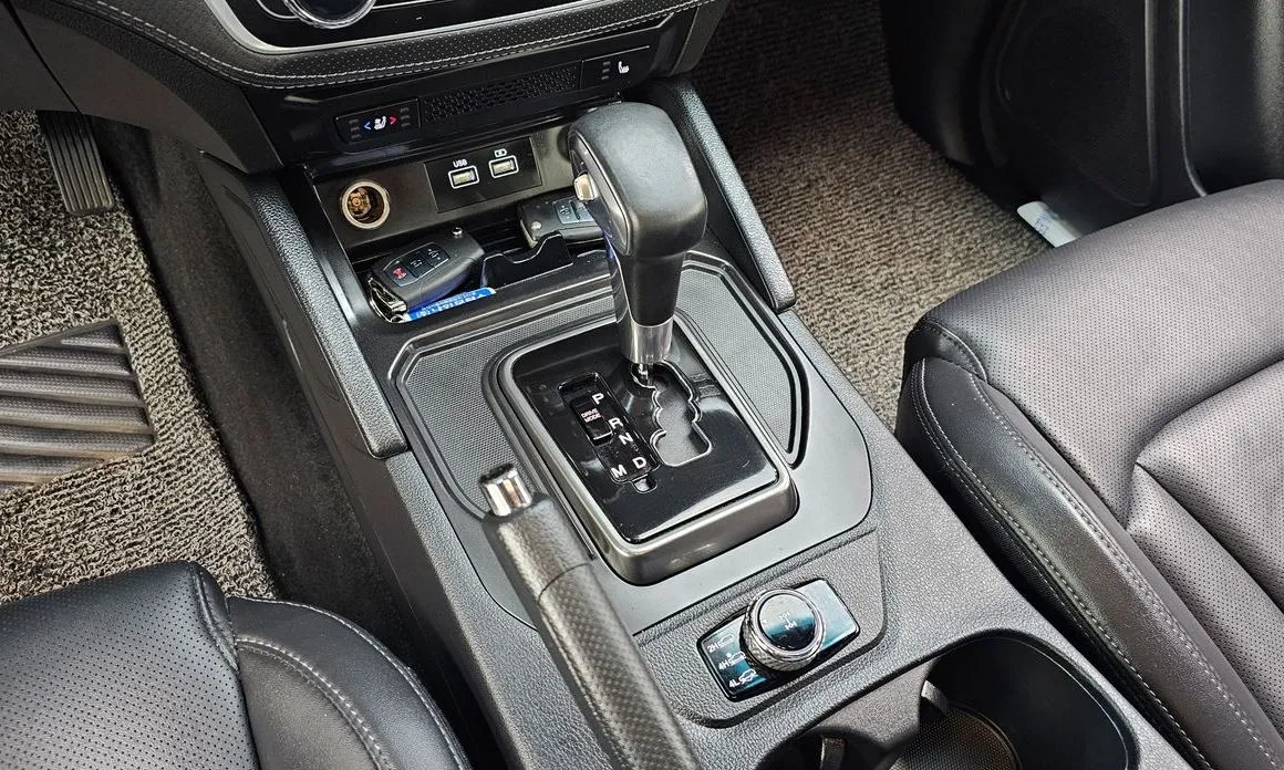 KG Mobility (Ssangyong) Rexton — фото 10