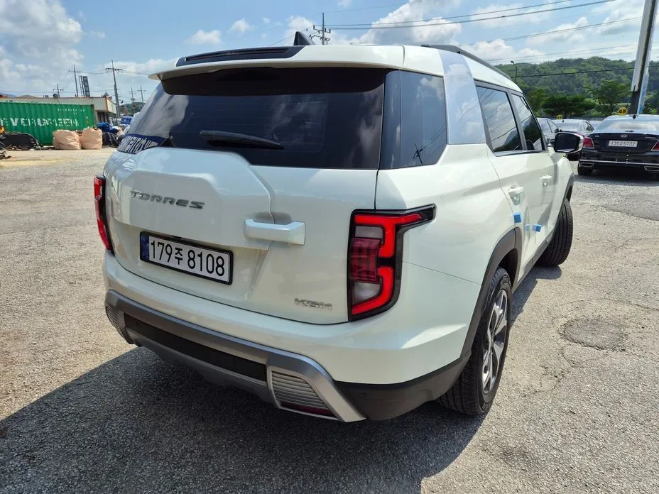 KG Mobility (Ssangyong) Torres — фото 3