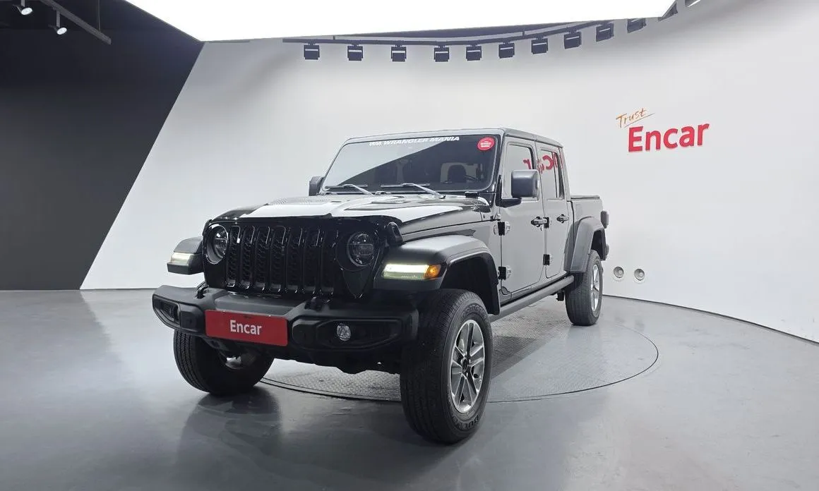 Jeep Gladiator — фото 1