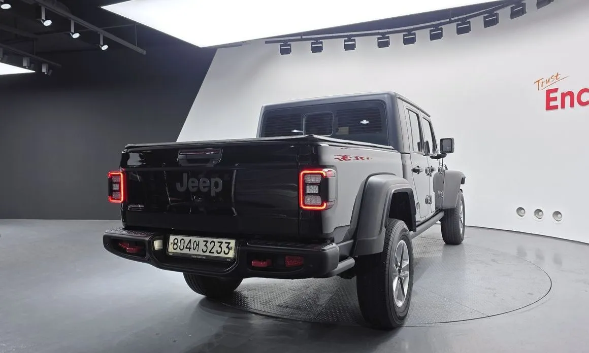 Jeep Gladiator — фото 4
