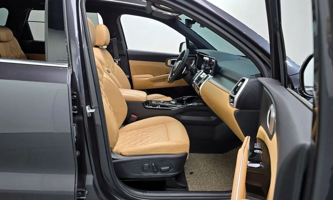 Kia Sorento — фото 7