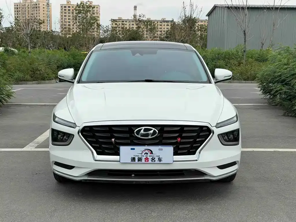 Hyundai Mistra — фото 3
