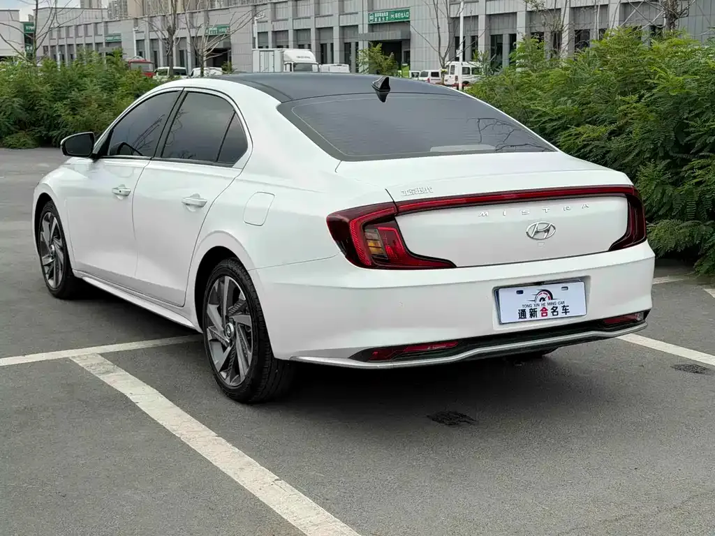 Hyundai Mistra — фото 2