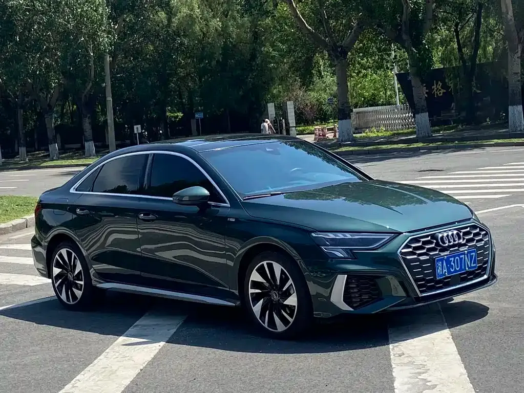 Audi A3 — фото 2