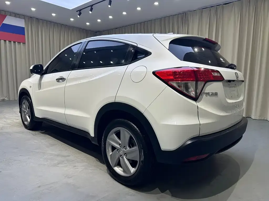 Honda Vezel — фото 4