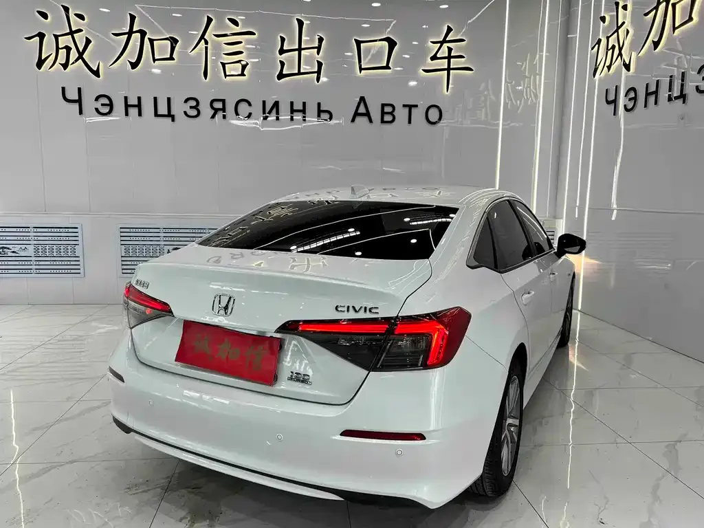 Honda Civic — фото 6
