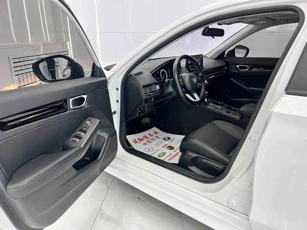Honda Civic — фото 3