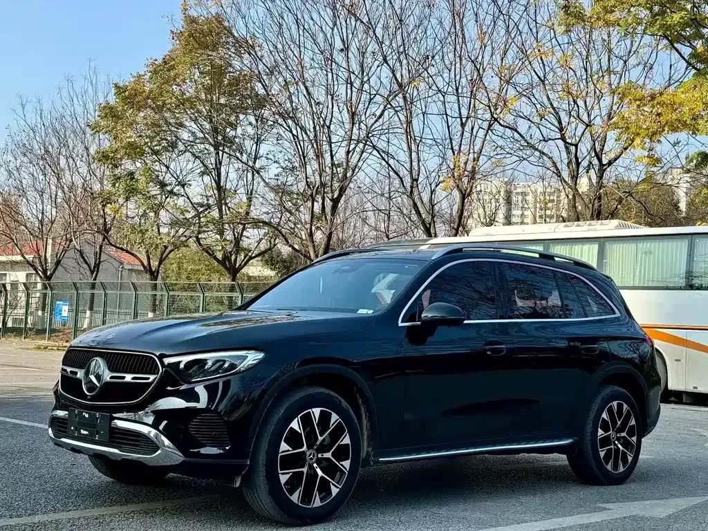 Mercedes-Benz GLC — фото 1