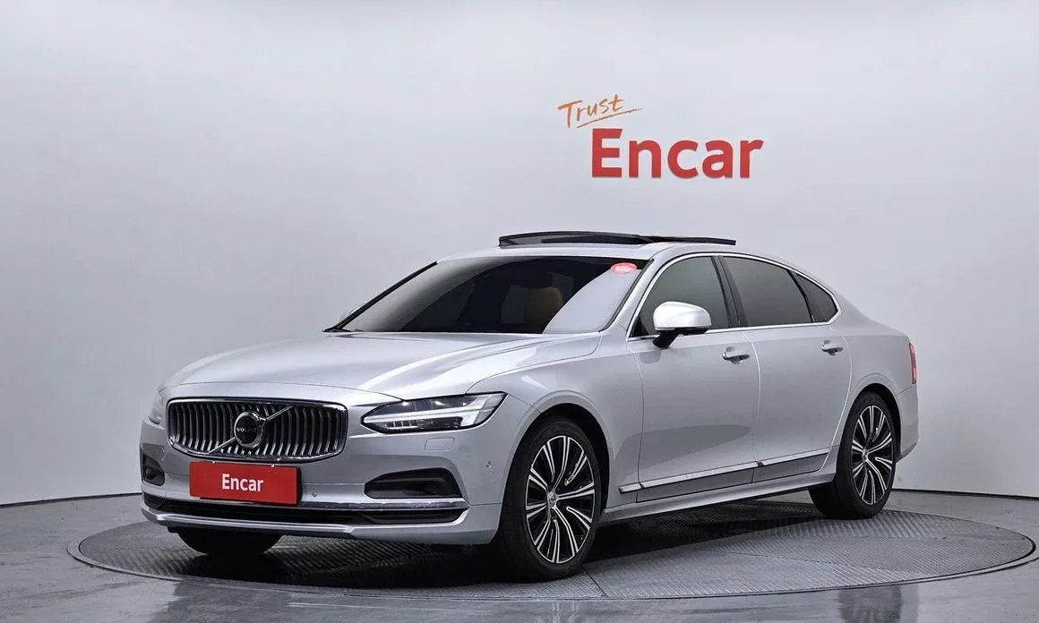 Volvo S90 — фото 1