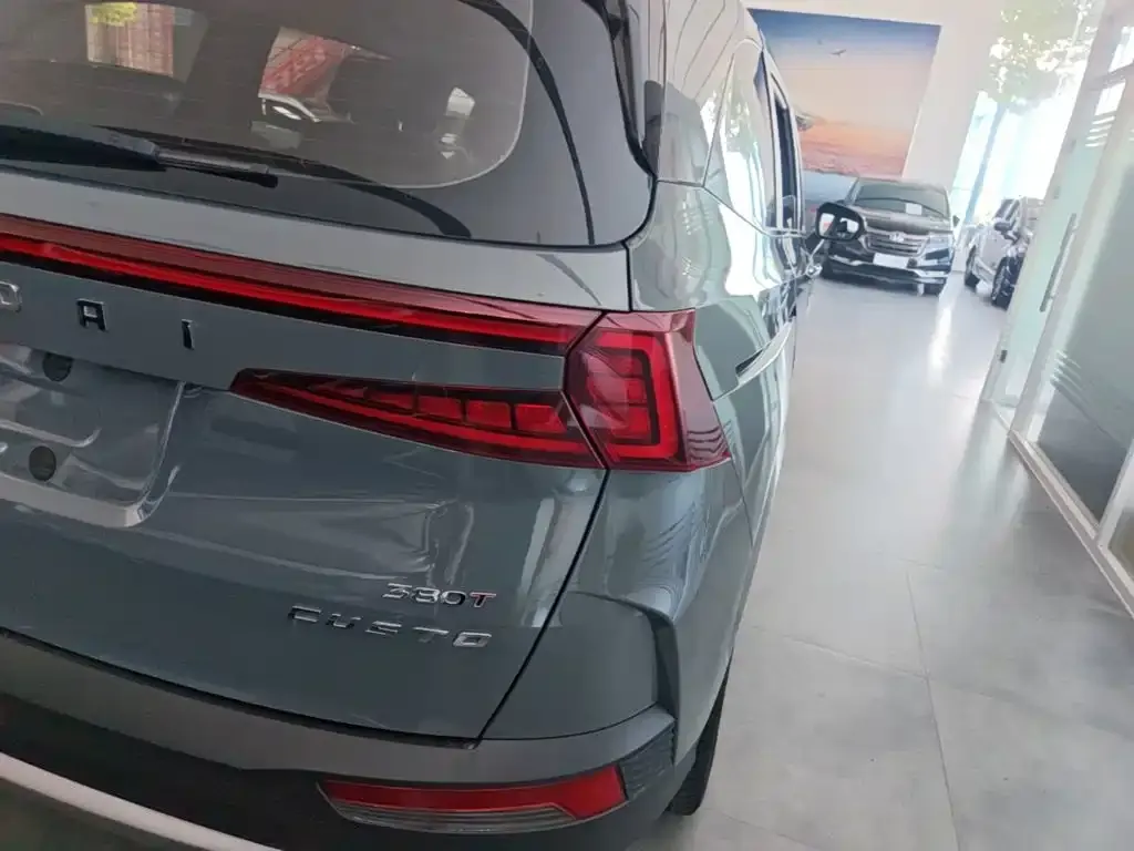 Hyundai Custo — фото 3