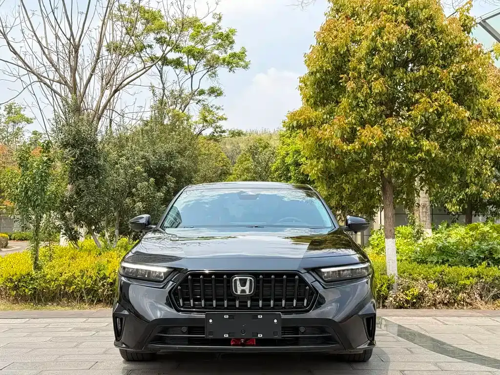 Honda Inspire — фото 4