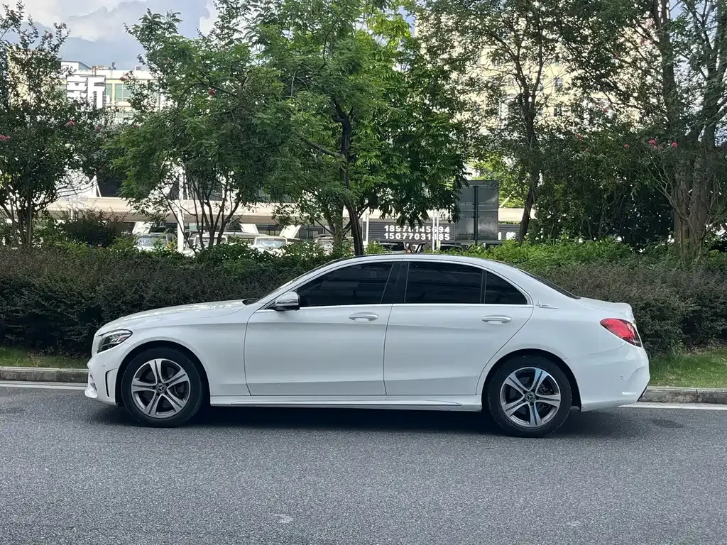 Mercedes-Benz C-Class — фото 3