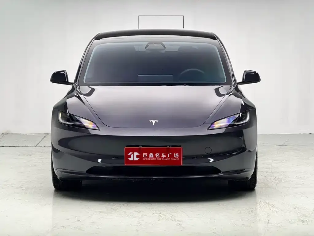 Tesla Model 3 — фото 2