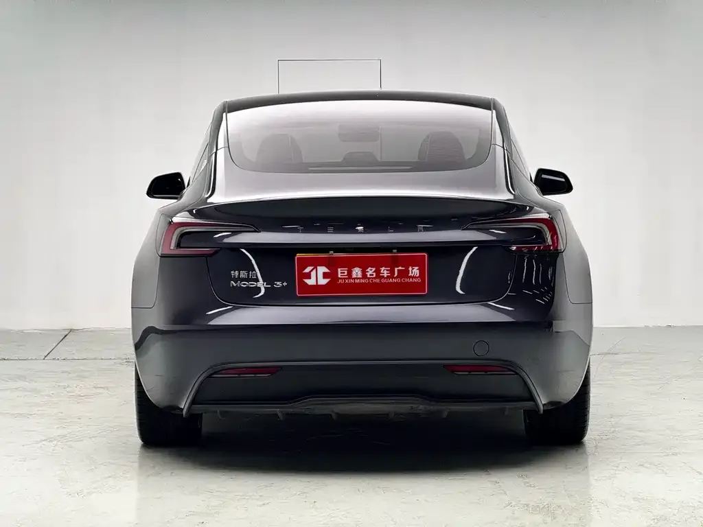 Tesla Model 3 — фото 3