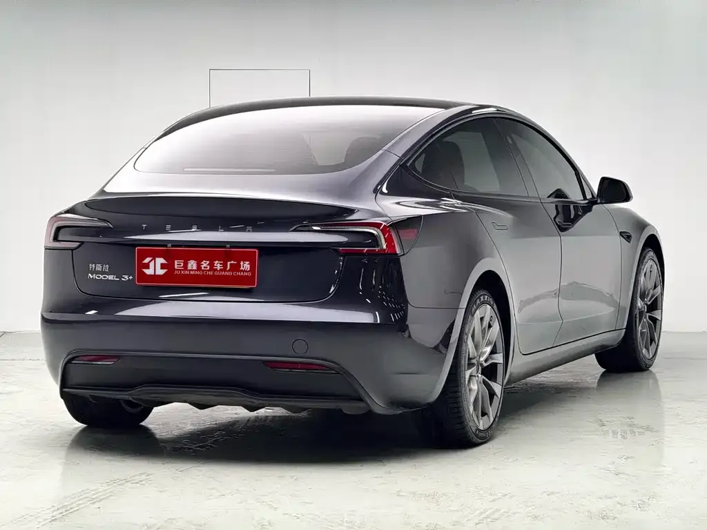 Tesla Model 3 — фото 6