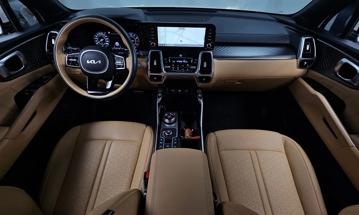 Kia Sorento — фото 6
