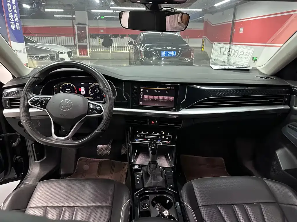 Volkswagen Passat — фото 6
