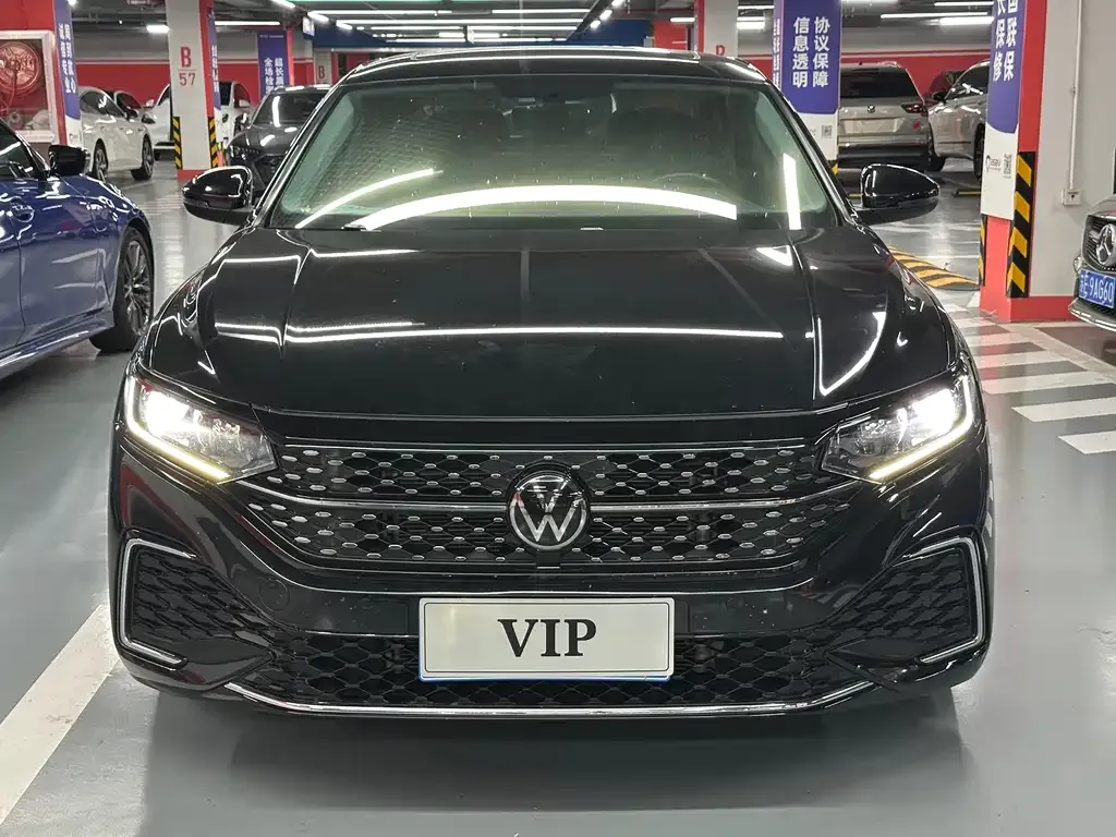 Volkswagen Passat — фото 3