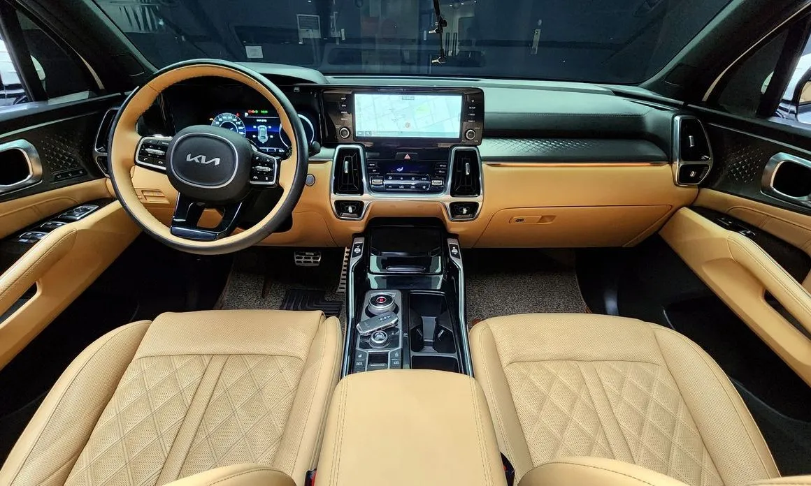 Kia Sorento — фото 10