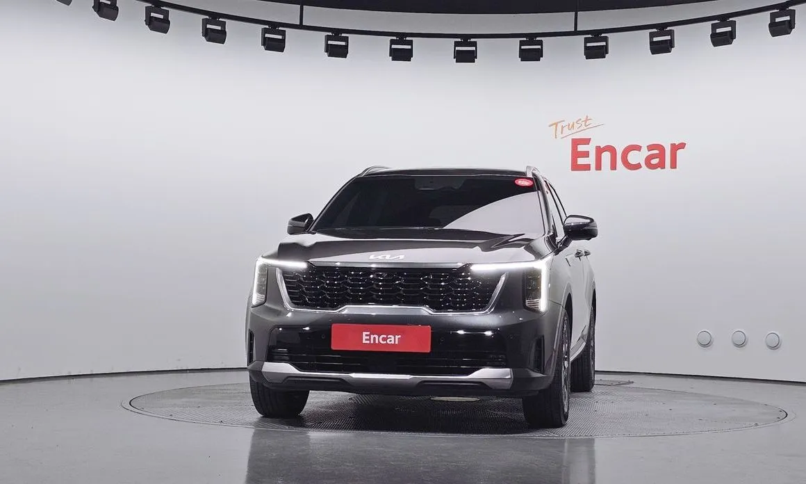 Kia Sorento — фото 10