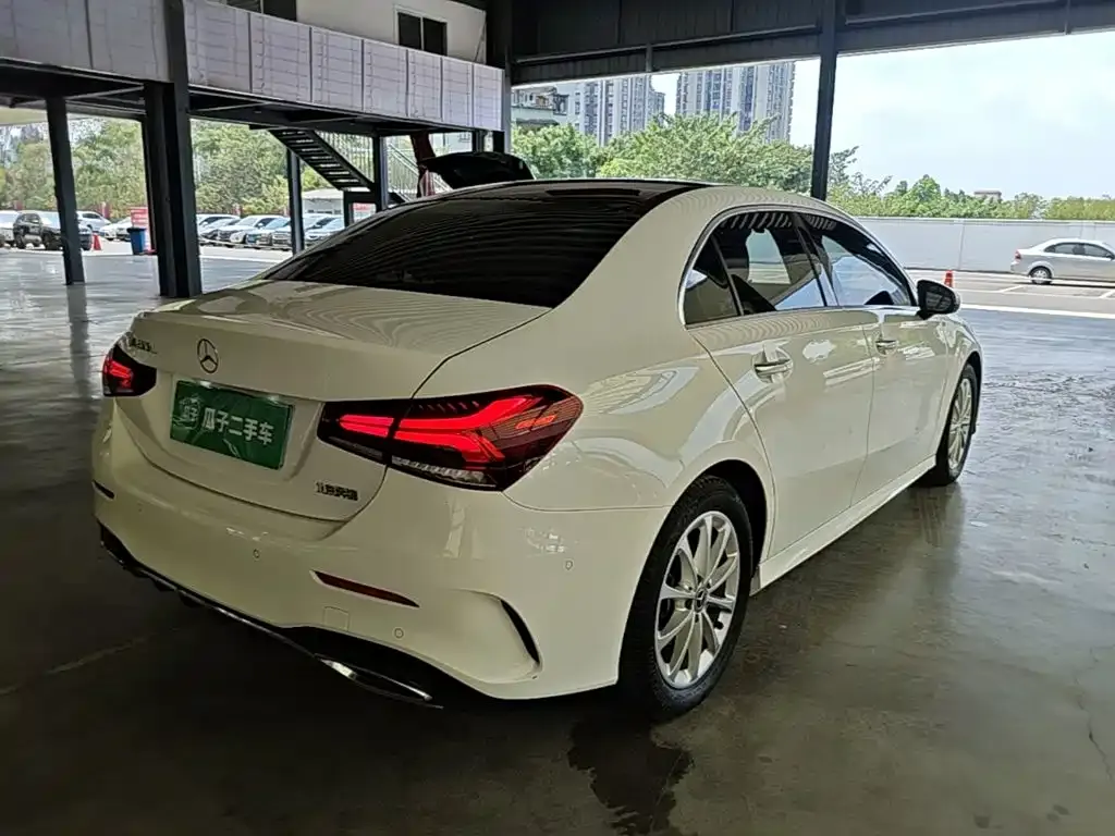 Mercedes-Benz A-Class — фото 10