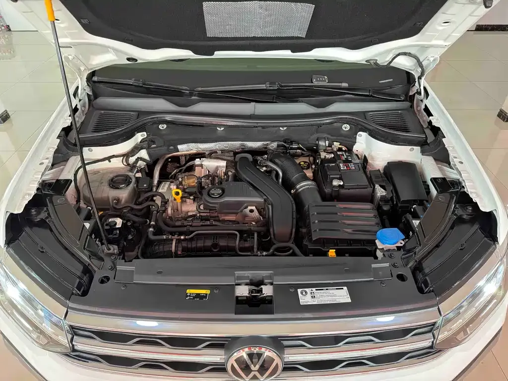 Volkswagen Tharu — фото 8