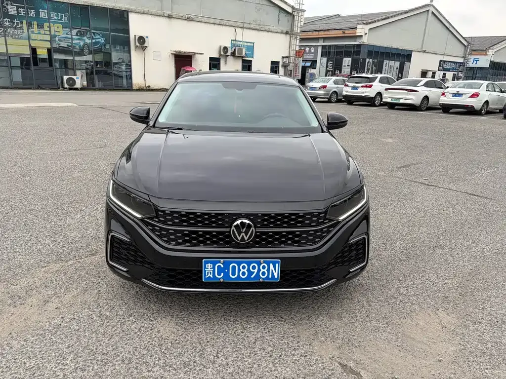Volkswagen Passat — фото 9