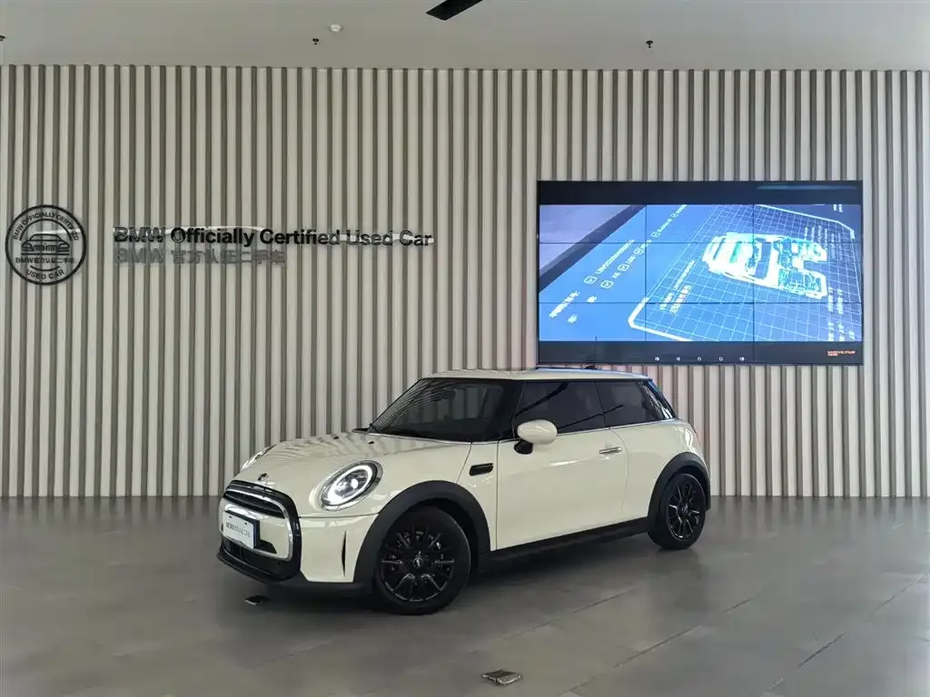 MINI Cooper (3-door) — фото 1