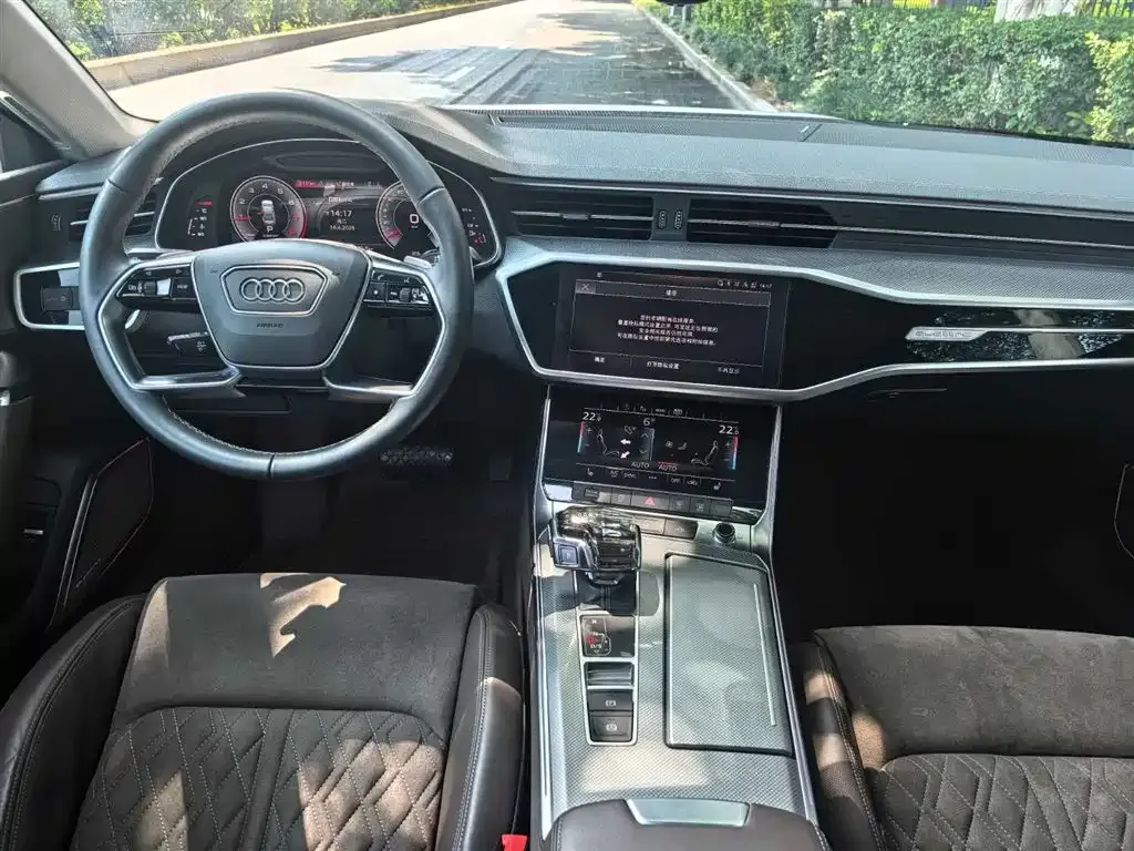 Audi A7L — фото 3