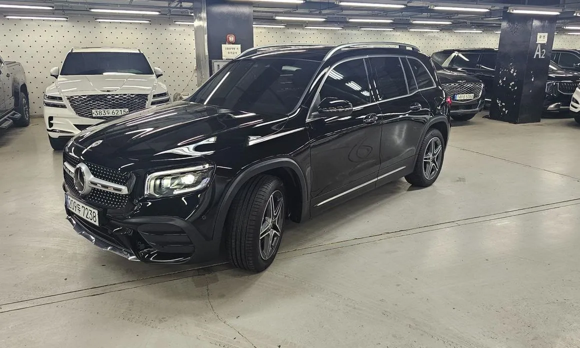Mercedes-Benz GLB-Class — фото 1