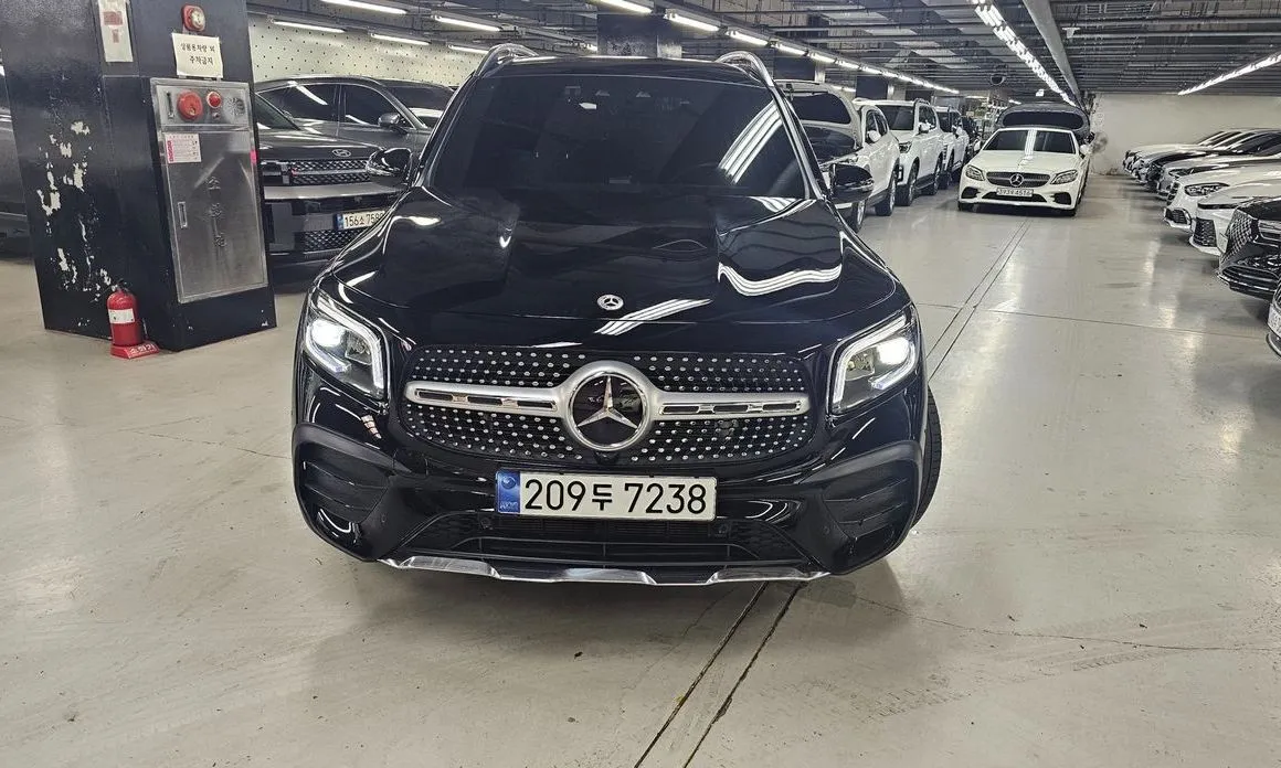 Mercedes-Benz GLB-Class — фото 10