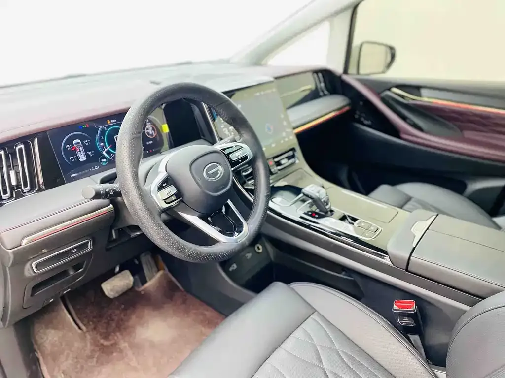 GAC Motor Trumpchi M8 — фото 4