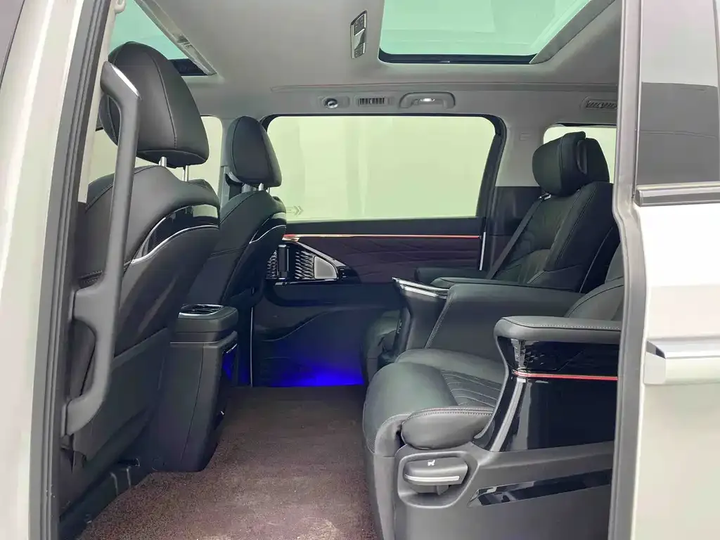 GAC Motor Trumpchi M8 — фото 6