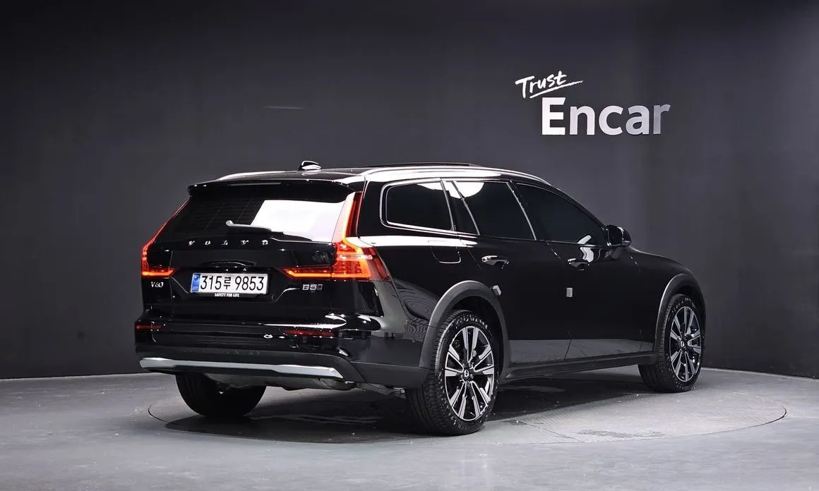Volvo V60 — фото 2