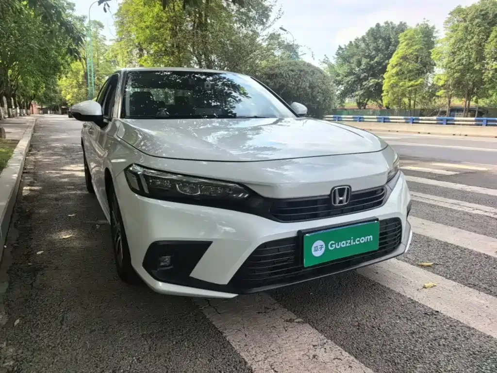 Honda Civic — фото 10