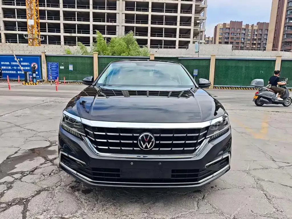Volkswagen Passat — фото 7