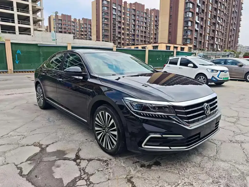 Volkswagen Passat — фото 6