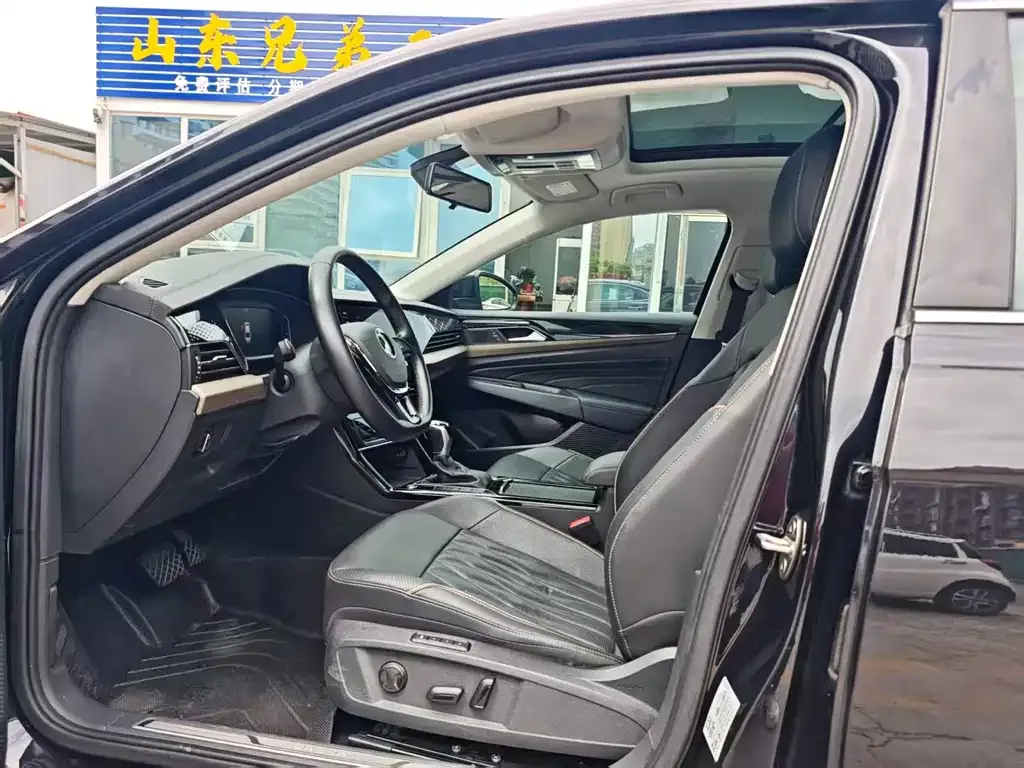 Volkswagen Passat — фото 2