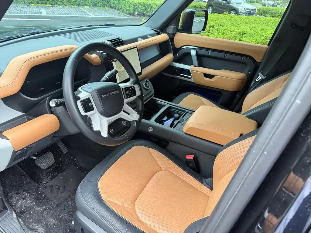 Land Rover Defender — фото 6
