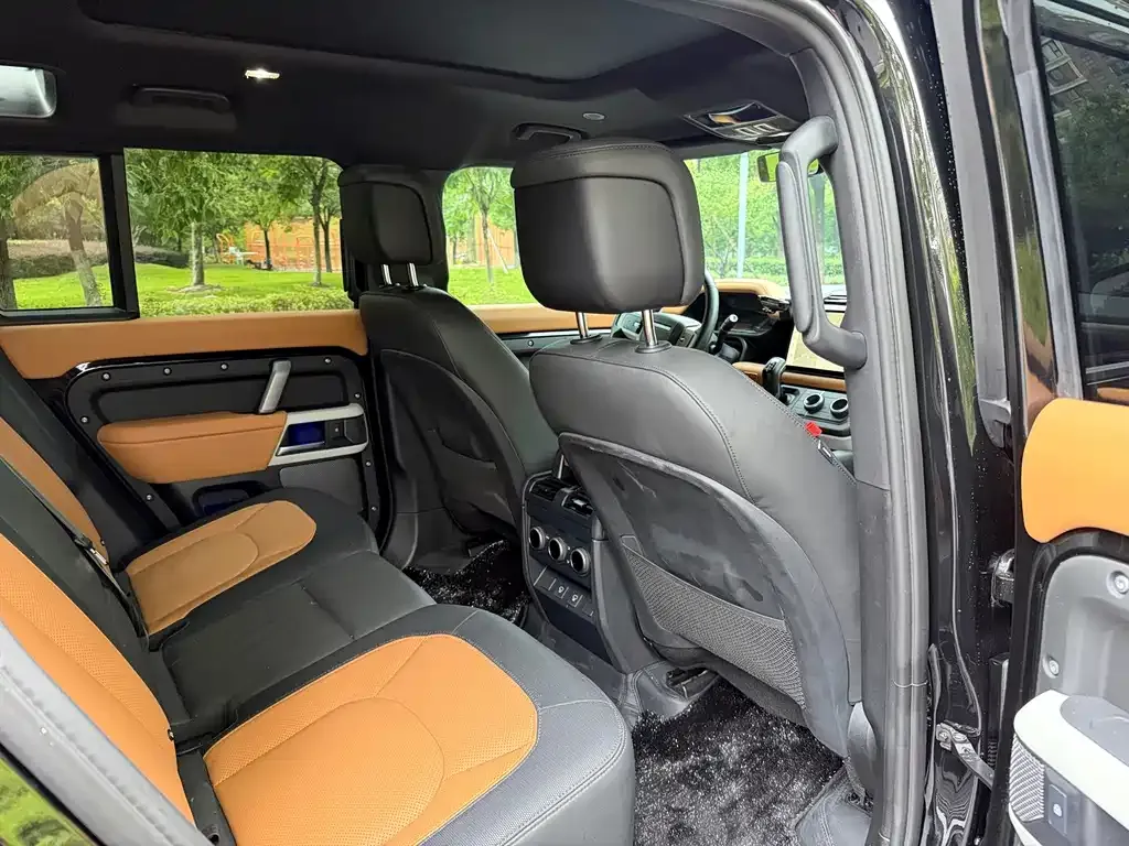 Land Rover Defender — фото 3