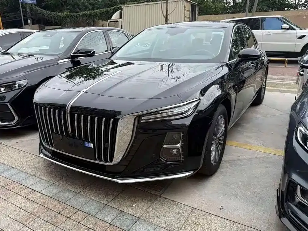 Hongqi H5 — фото 1