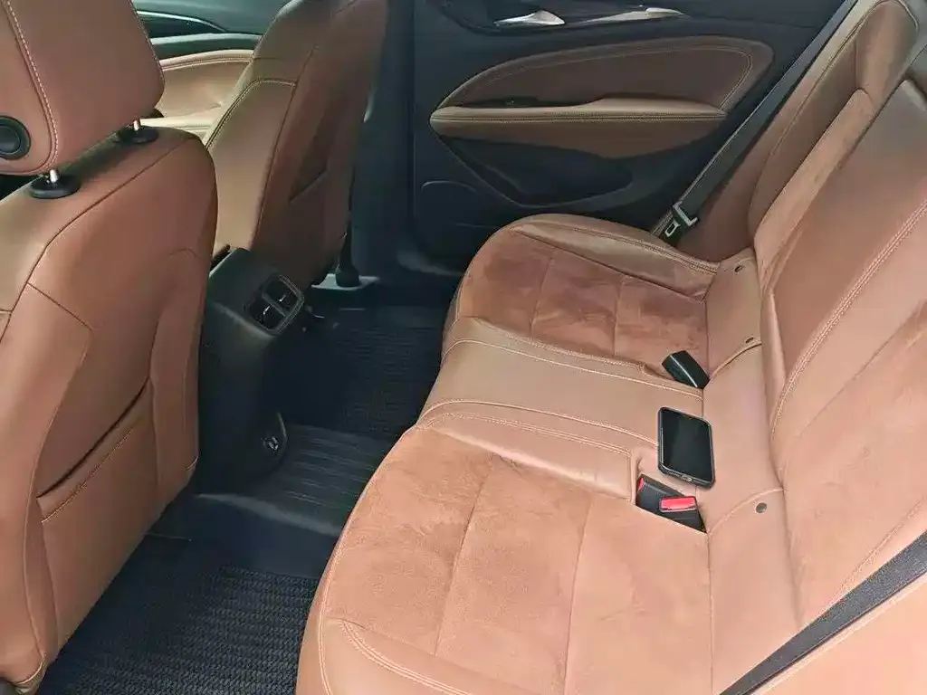 Buick Regal — фото 2