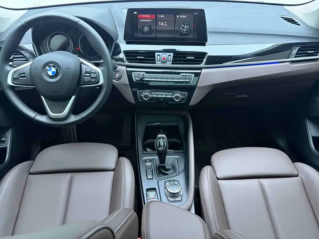 BMW X1 — фото 10