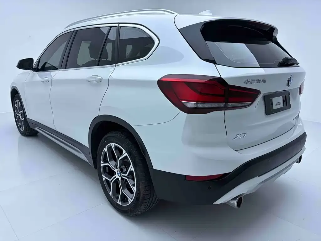 BMW X1 — фото 6