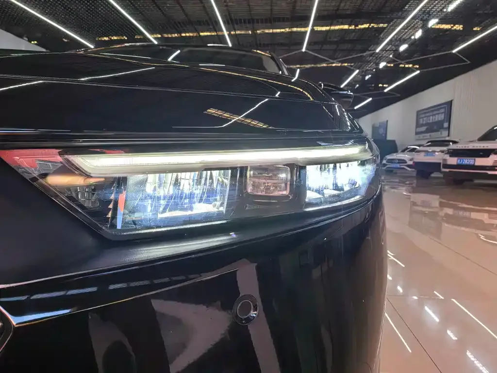 Honda Accord — фото 5