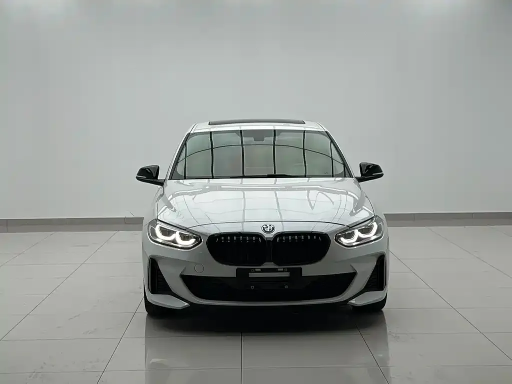 BMW 1 Series — фото 2