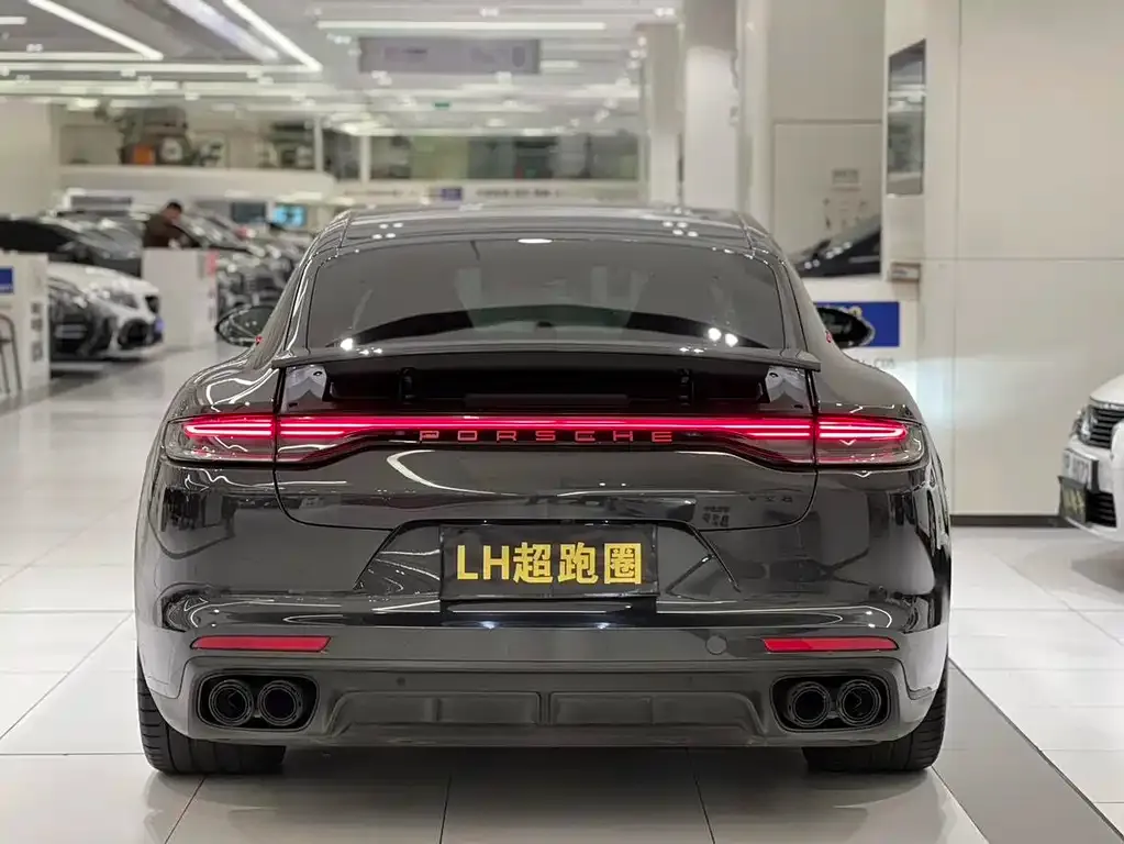 Porsche Panamera — фото 10